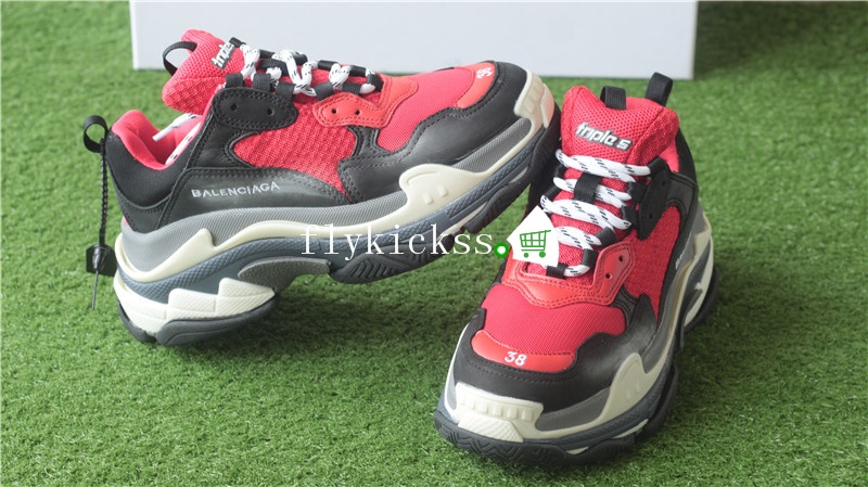 Balenciaga Triple S Sneaker Breds Balenciaga Triple S Sneaker Breds